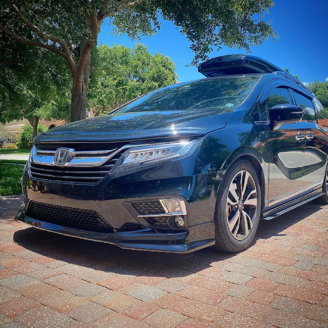 2018-2020 Honda Odyssey Front Lip - Elite Style Garage